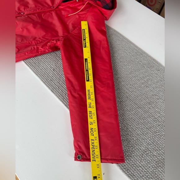 Vintage Red Rainbow Ridge Red Black Plaid Rain Coat Size Small - Picture 11 of 12